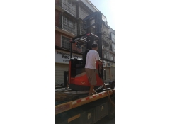合力叉車發(fā)貨ing...